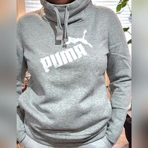 Puma sweater